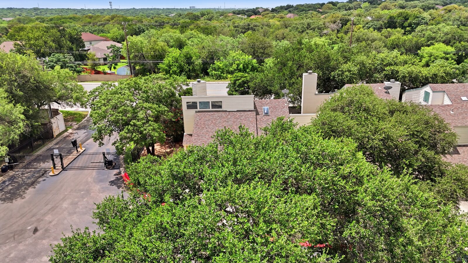 Aerial view of 8515 Echo Creek Lane and the Echo Creek community (photo 3 of 71)