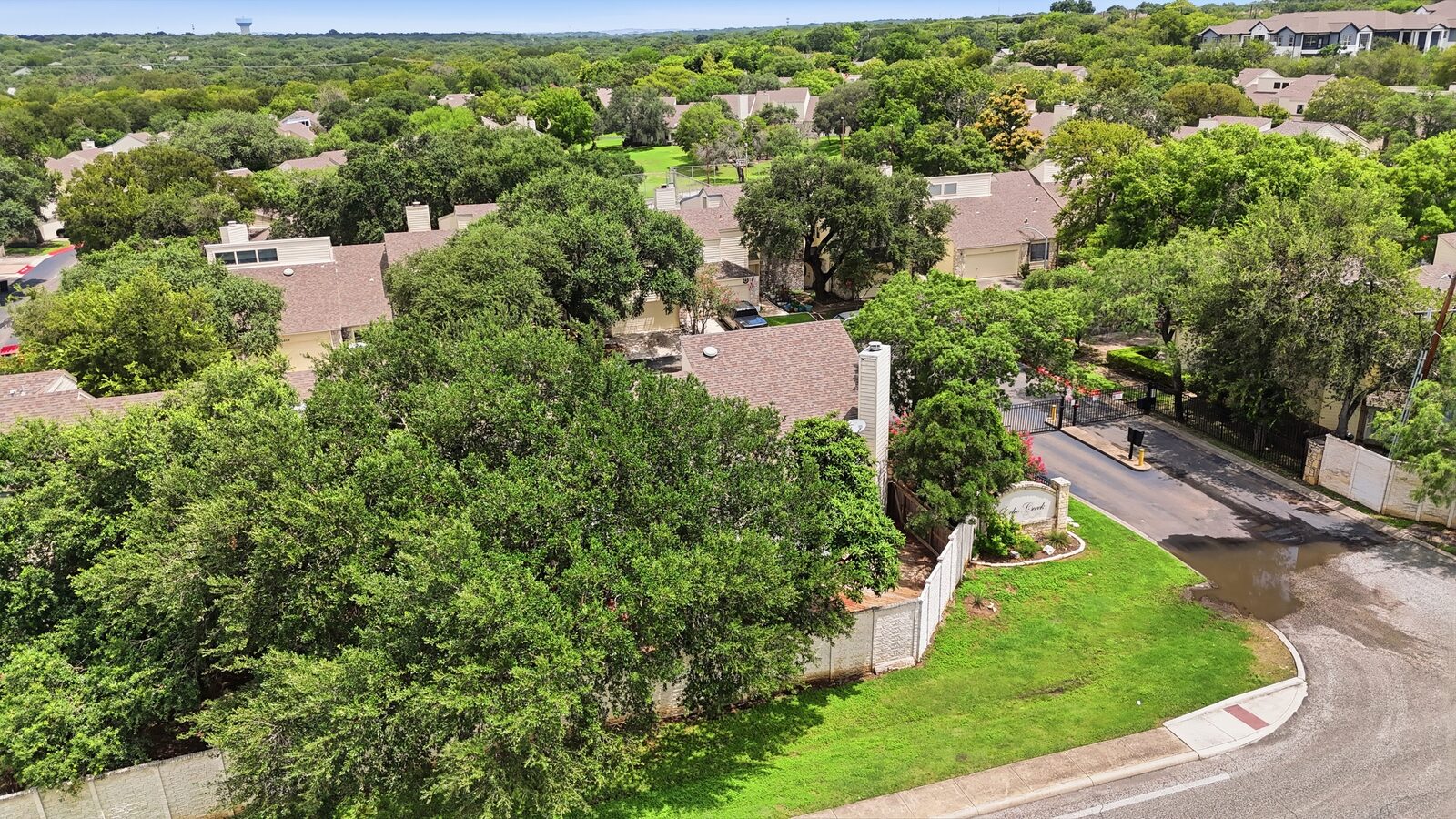 Aerial view of 8515 Echo Creek Lane and the Echo Creek community (photo 10 of 71)